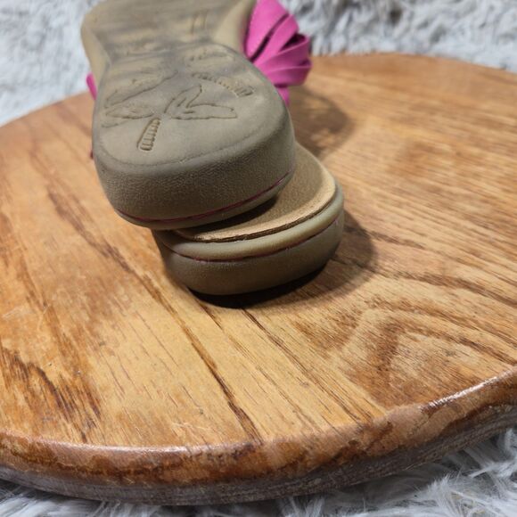 Boc Born Concept Womens Size 8M Flip Flops Strappy Pink Sandals (Winter Discount - Picture 5 of 8